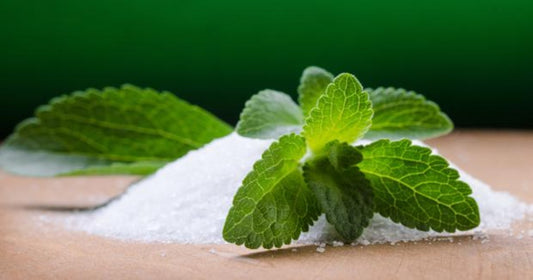 Stevia: Un sustituto del azúcar ¿saludable? - Beneficios y Propiedades